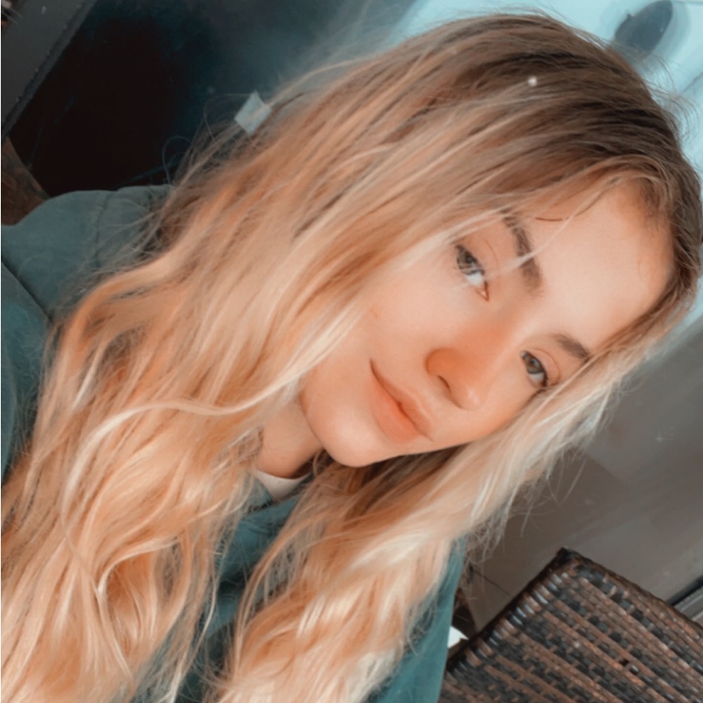Meet your Posher, Paige